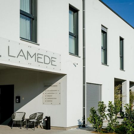 Hotel Lamede Self Check-In Wiener Neustadt Exterior foto