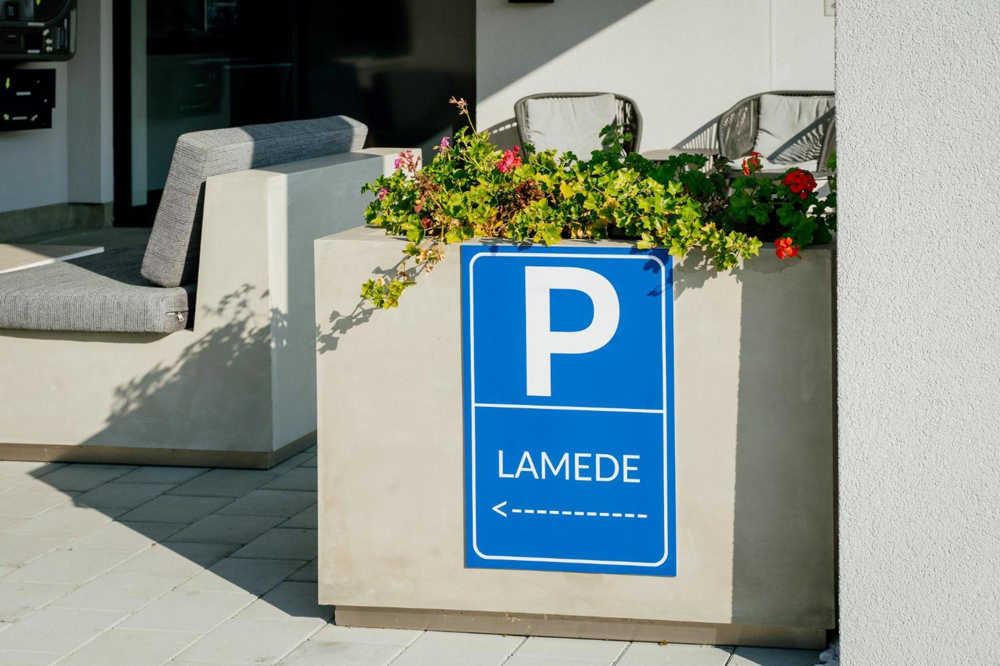 Hotel Lamede Self Check-In Wiener Neustadt Exterior foto